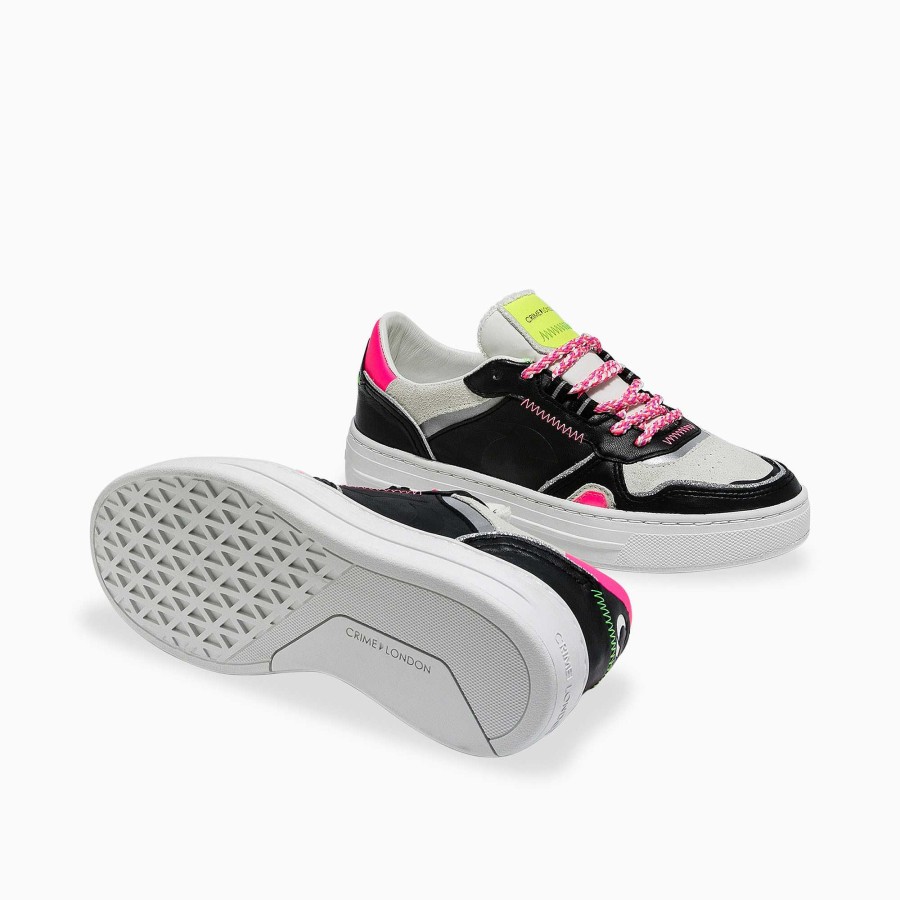 Woman Crime London | Low Top Off Court Black