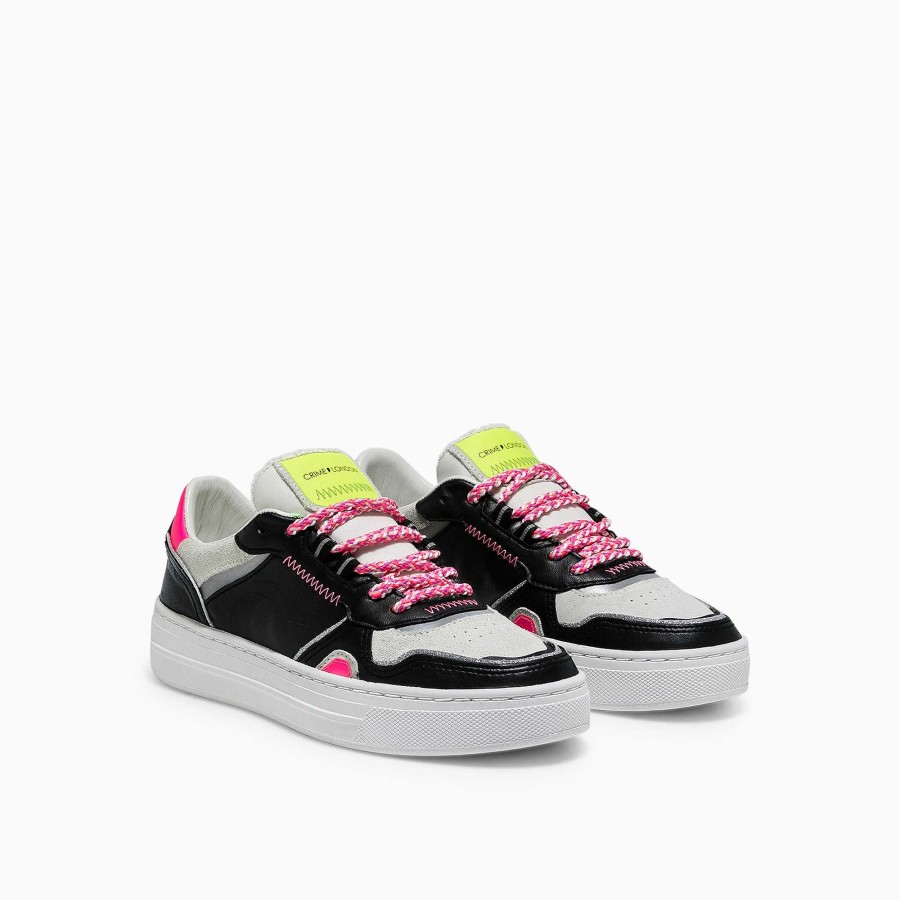 Woman Crime London | Low Top Off Court Black